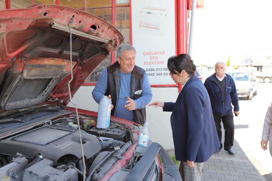 “Ekonomimizin lokomotifi Esnaf ve Sanatkarlarımızın Her Zaman Desteğindeyiz”