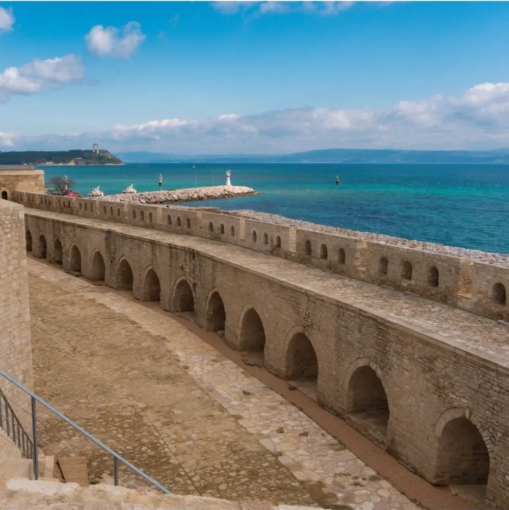 ÇANAKKALE’NİN DÜNYAYA MİRASI SEDDÜLBAHİR KALESİ’NE PRESTİJLİ ÖDÜL 