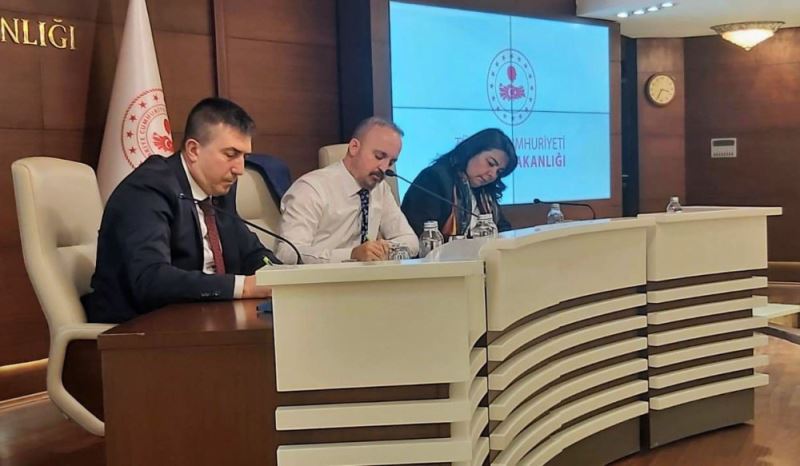 BASKAN NIHAT BORAZAN: “SEVDALISI OLDUGUMUZ AZIZ MILLETIMIZ IÇIN DURMAKSIZIN ÇALISIYORUZ”