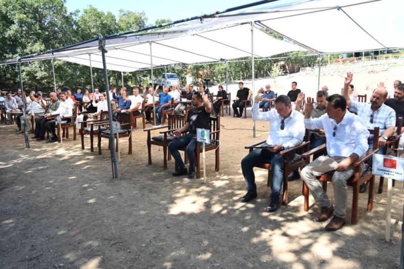 BIGA BELEDIYESI MECLIS TOPLANTISI NILÜFER GÖLÜNDE YAPILDI