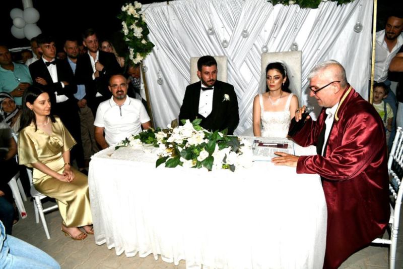 HER BABA VE EVLADA NASIP OLMAYAN NIKAH