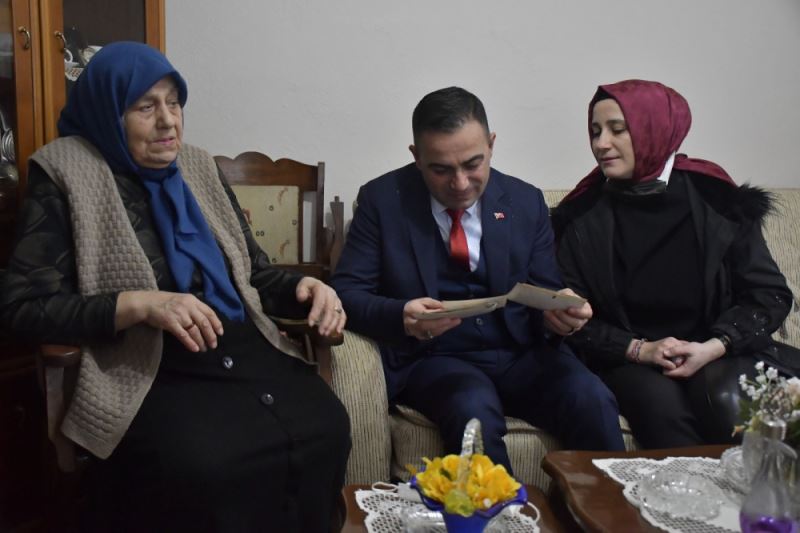 YASLILARIMIZIN DUASI ISIMIZIN BEREKETIDIR